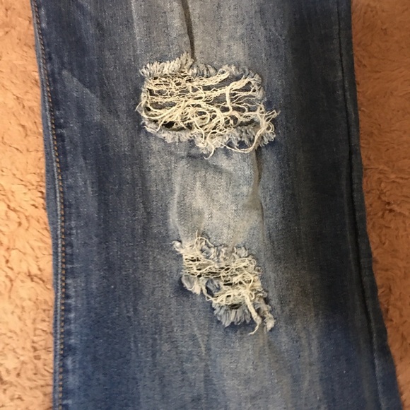 Flare Cute Ripped Jeans - Picture 6 of 6